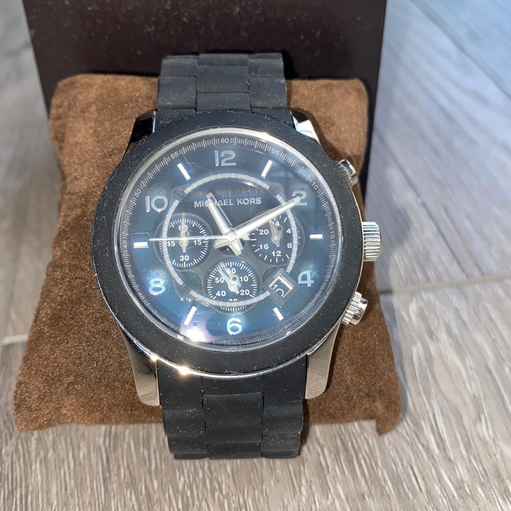 Michel Kors Runway 8107 Watch